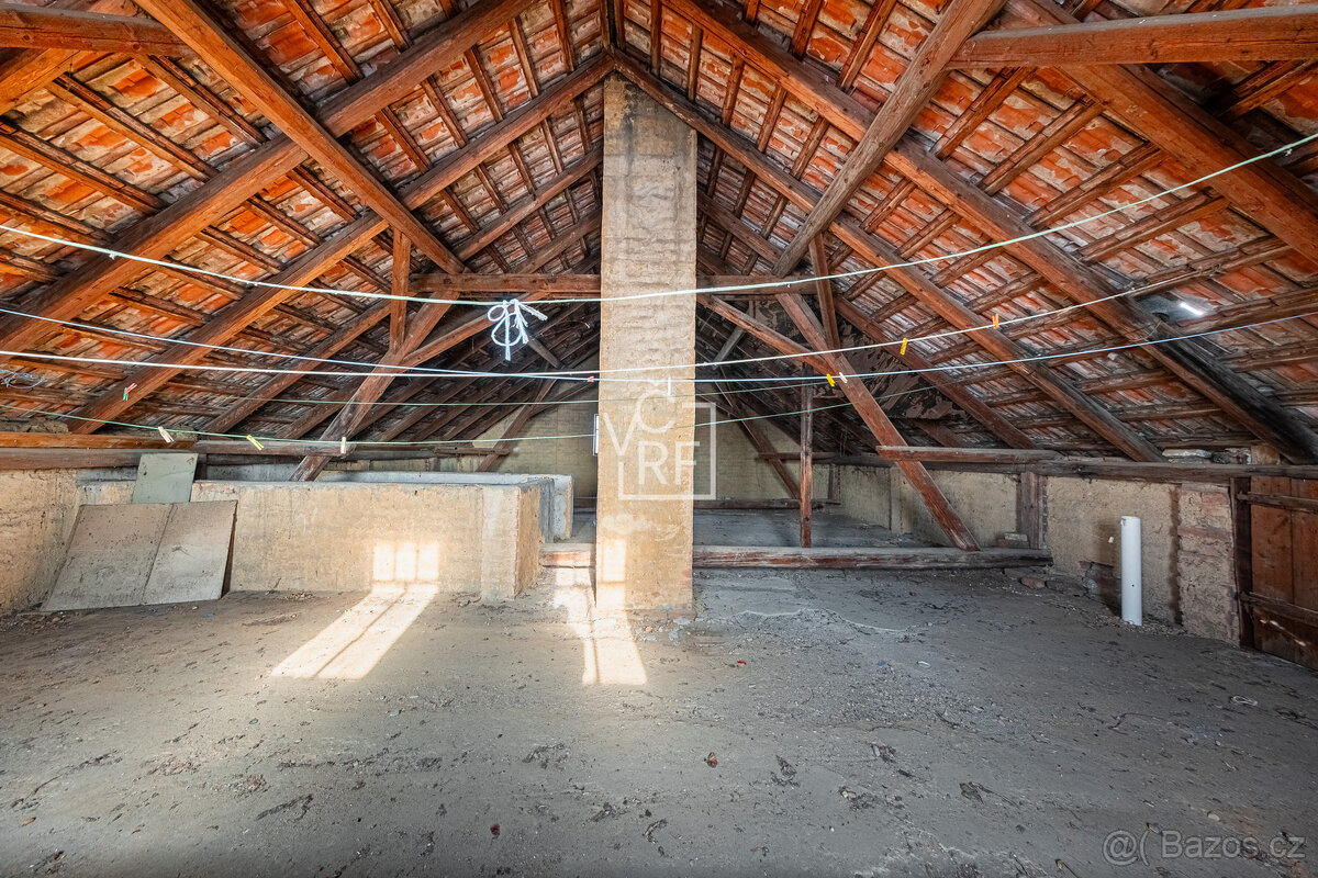 Prodej rodinného domu v obci Osice - Polizy - 12