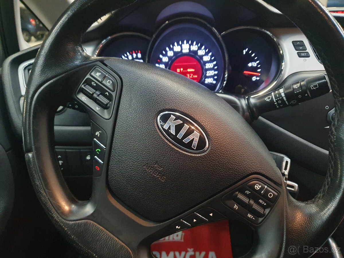 kia ceed 1.6 gdi BENZÍN , PERFEKTNÍ STAV - 12