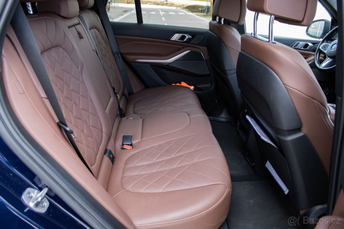 BMW X5 xDrive45e - 12