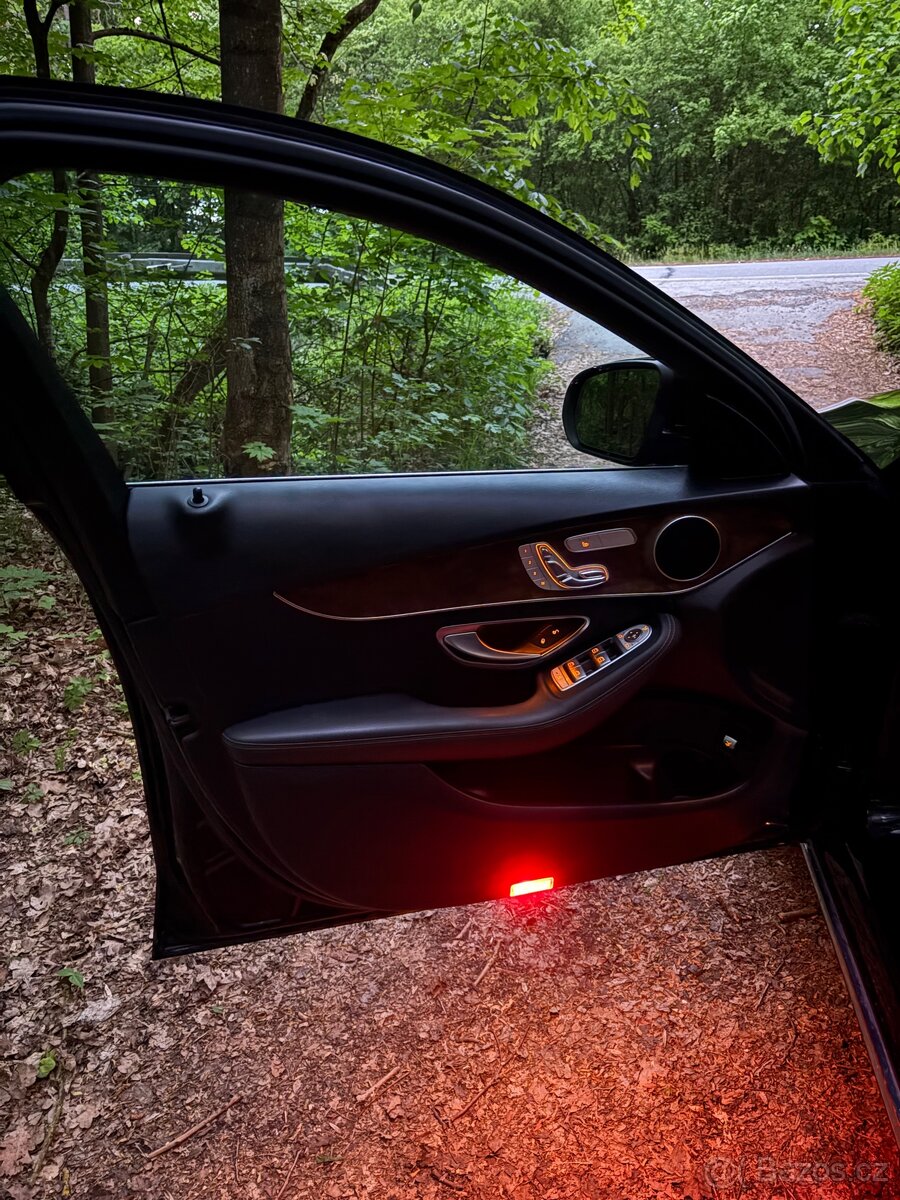 Mercedes-Benz C220 CDI (W205) - 12