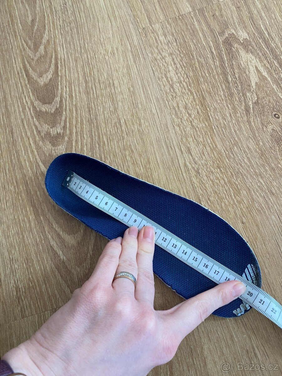 Celoroční sportovní boty Viking Veme GTX R vel.32 - 12