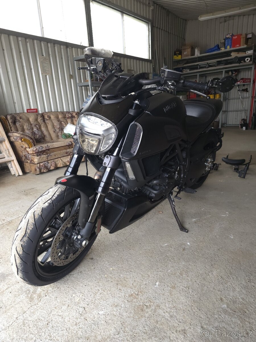 Ducati Diavel - 12