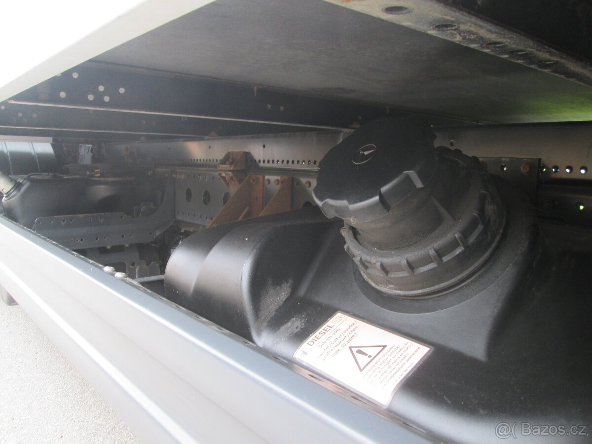 Mercedes-Benz Atego 818 -r.v.2018 - skříň+ HČ - 15 palet -E6 - 12