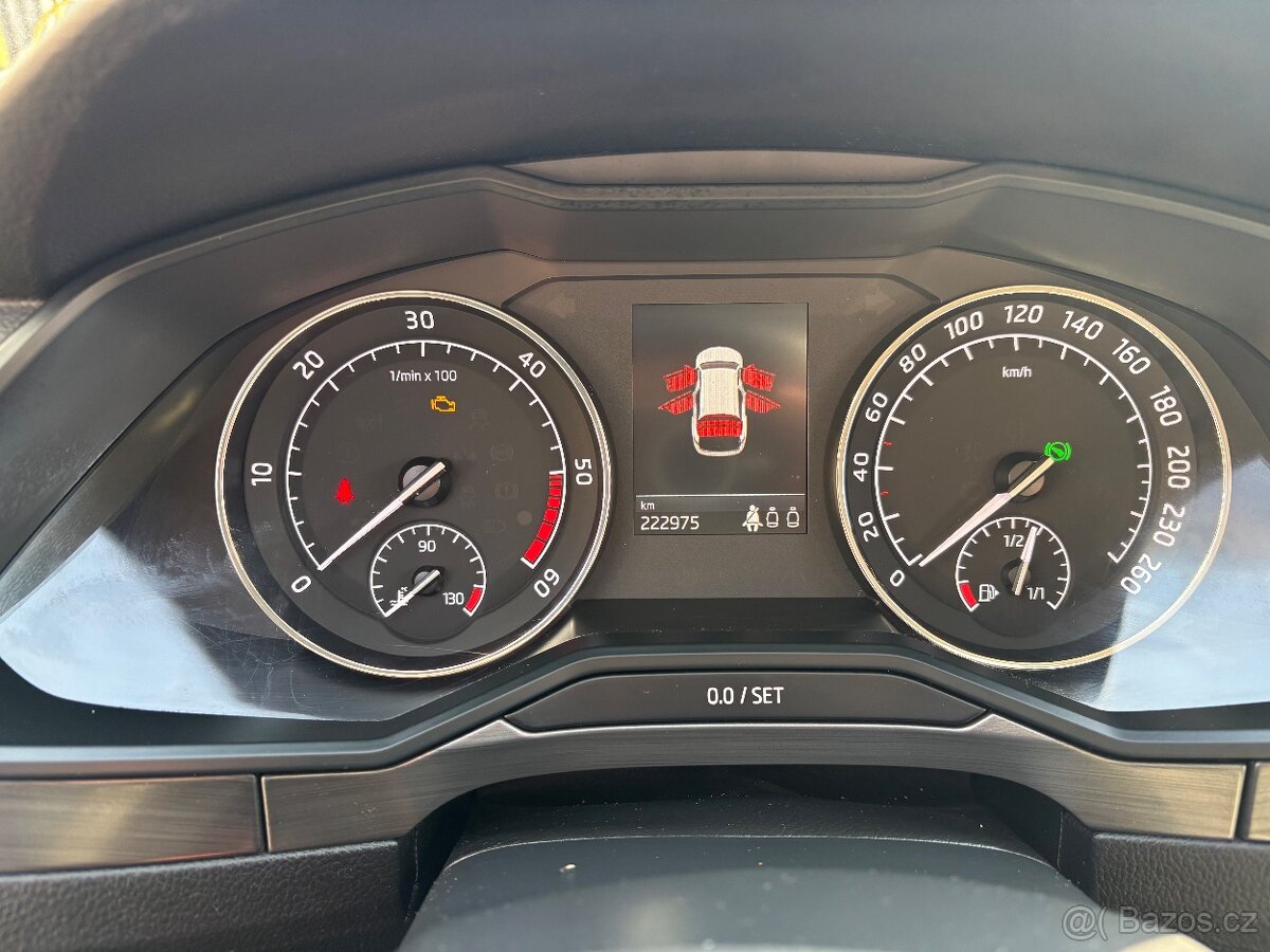 Škoda Superb combi 3 2019 - 12