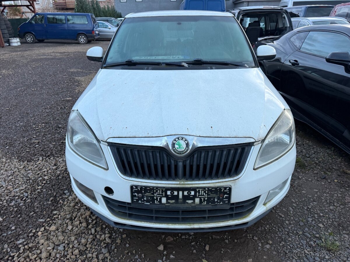 Škoda Fabia 2 lift 1.6Tdi nepojízdná - 12