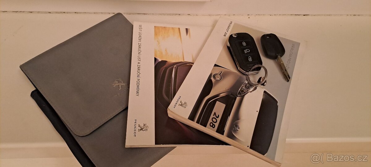 Peugeot 208 1.0i najeto 63 000 km 1 majitel koupeno v ČR - 12