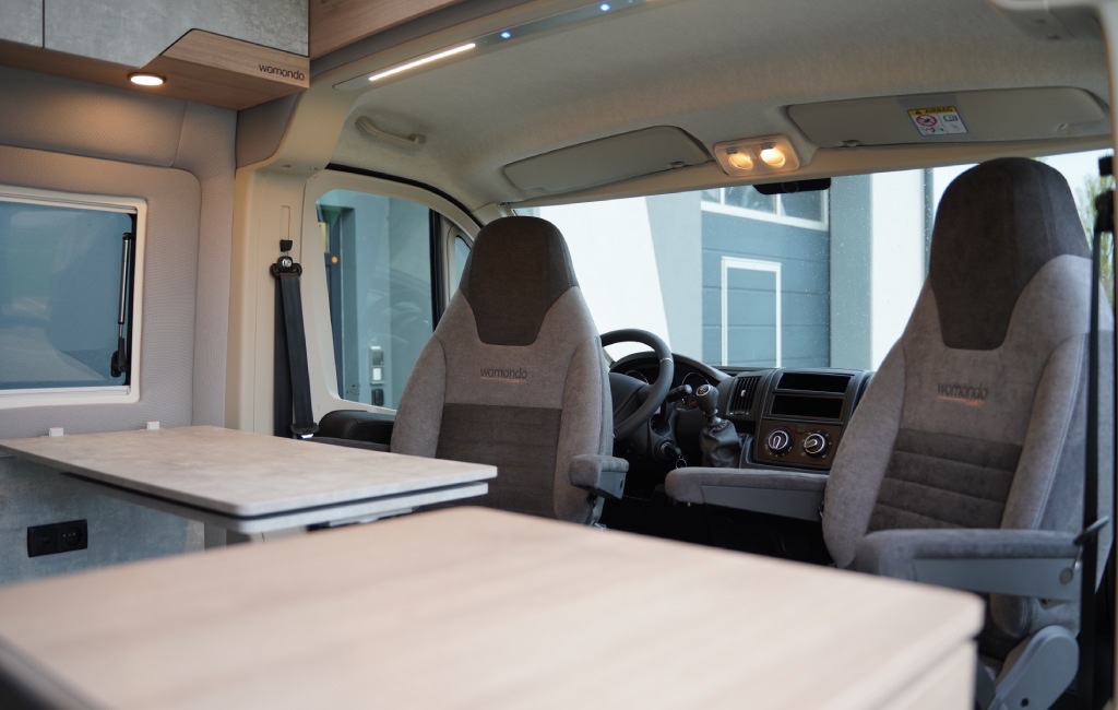 Robeta Womondo Sphinx sleva 231 000 Kč - 12