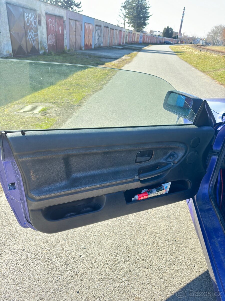 Bmw e36 coupe - 12