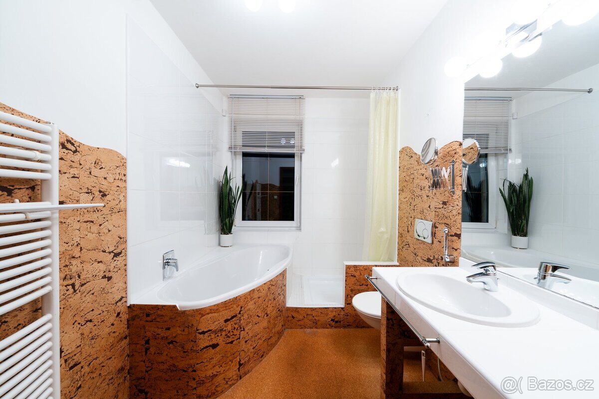 Prodej rodinného domu 293 m², Mratín, ev.č. 00068 - 12