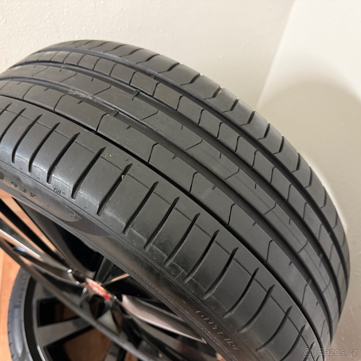 DVOUROZMĚRNÁ JAGUAR XE 5x108 R19+LETNÍ PNEU 6mm - 12