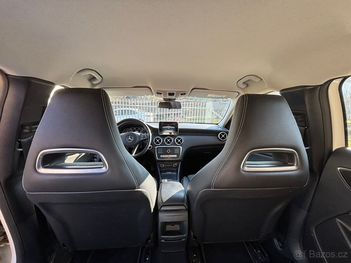 Mercedes-Benz A 180 (2017) - 12