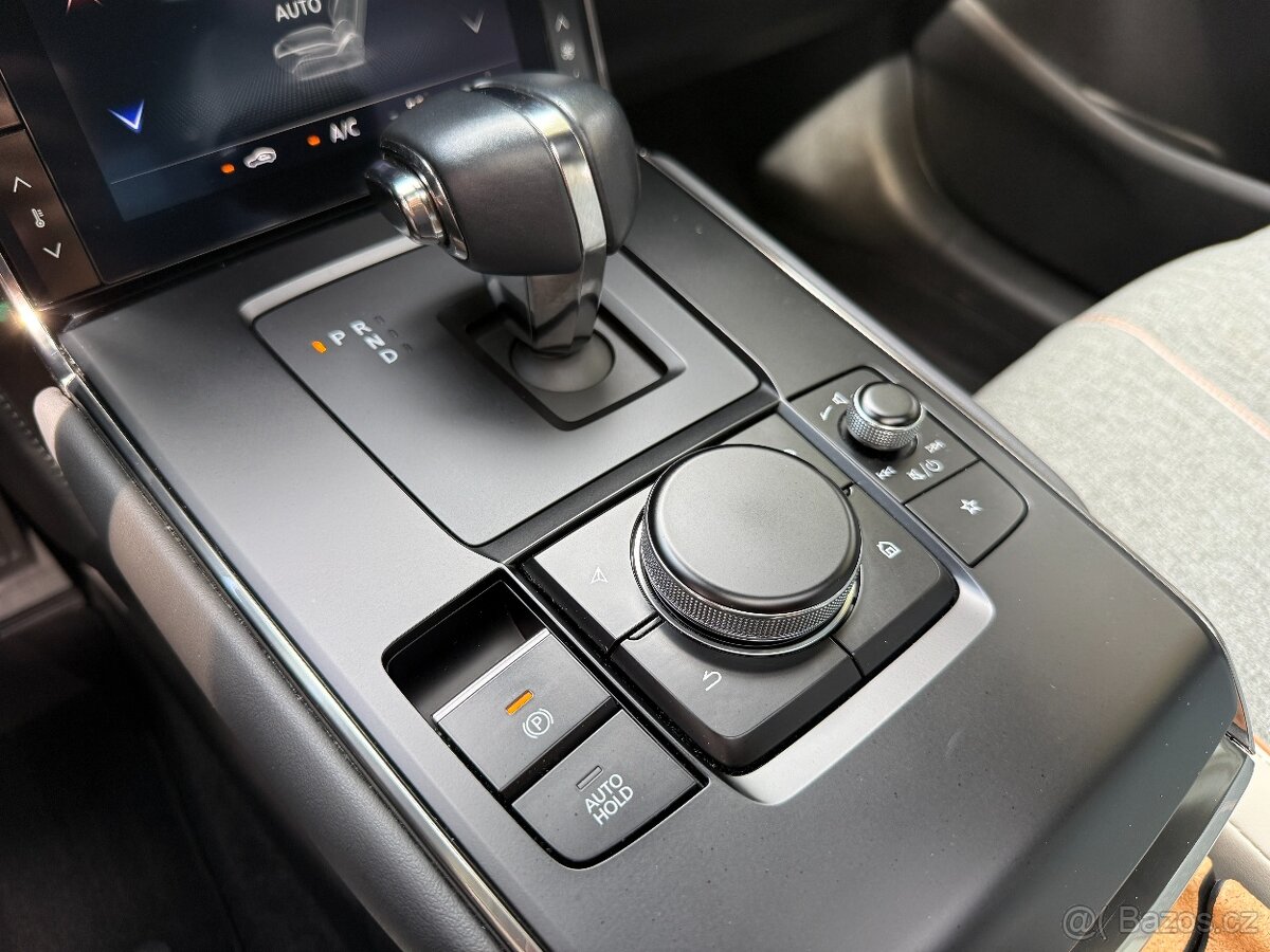 Mazda MX-30, e-Skyactive BOSE / 360° kamera - 12