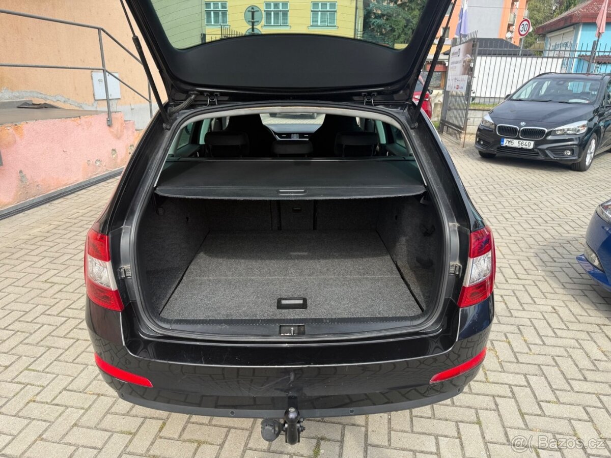 Škoda Octavia III 2.0 TDI DSG Kombi - Top interiér - 12