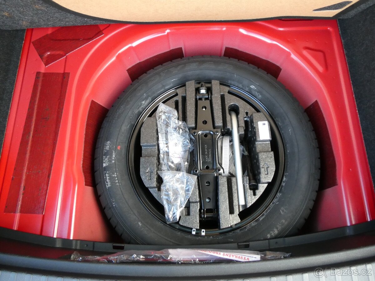 Škoda Scala 1.0 TSi 70kW serviska, ČR - 12