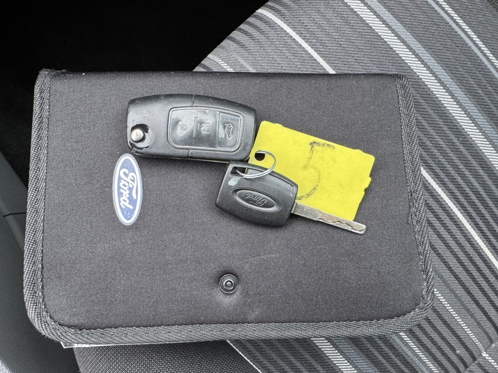 Ford Focus, 1.6i 74 kW digi. klima - 12