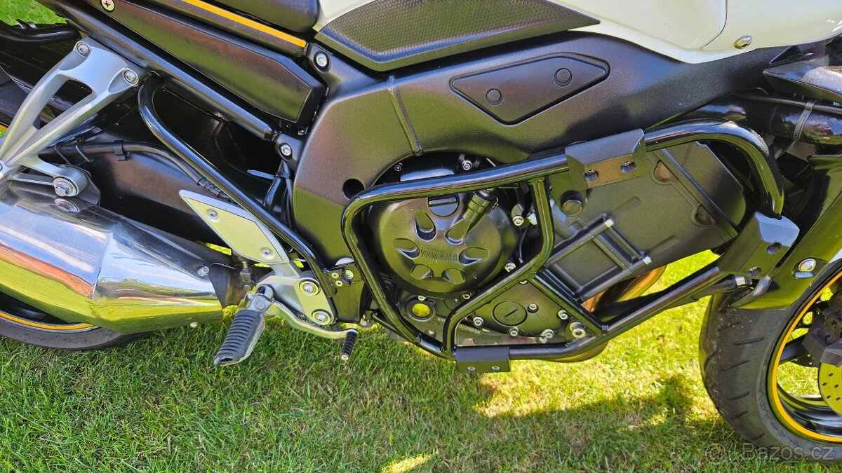 Yamaha FZ1 N - 12