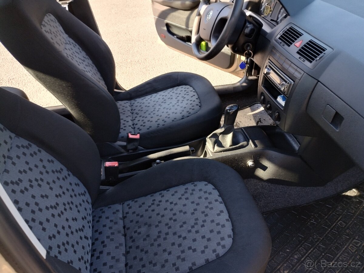 Škoda Fabia 1,2 - 12