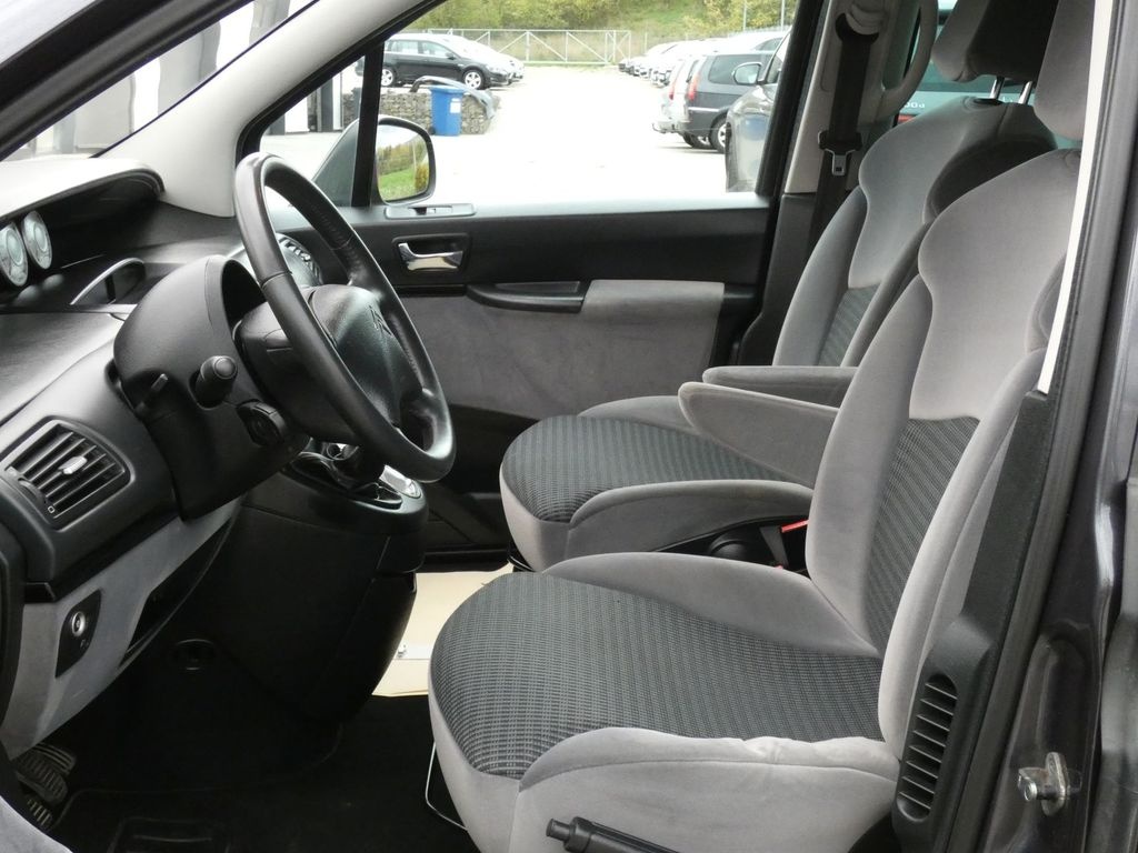 Citroën C8 2.0 HDI 7míst KOMPLET HISTORIE - 12