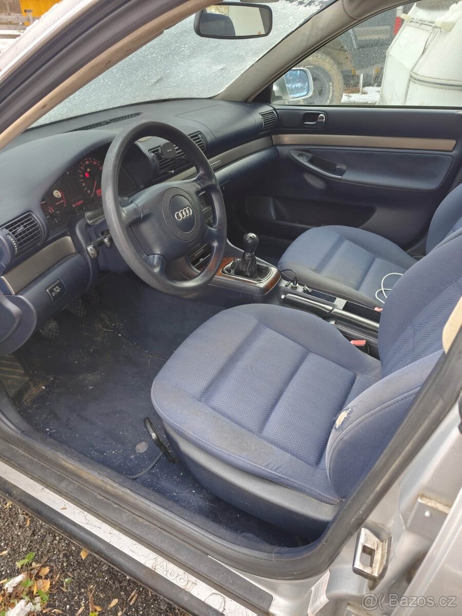 Audi A4 4x4 81kW Quattro Avant - 12