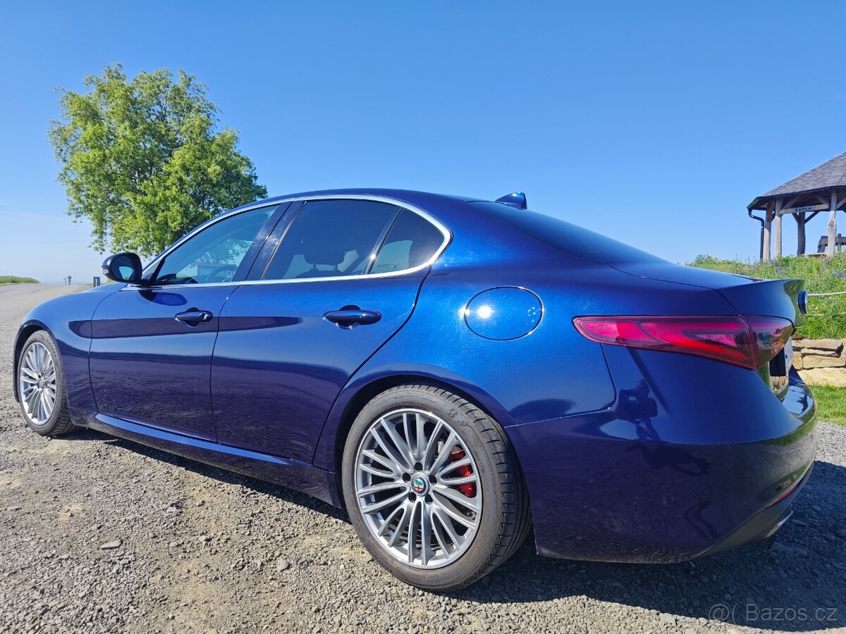 Alfa Romeo Giulia 2.2JTD-dohoda - 12