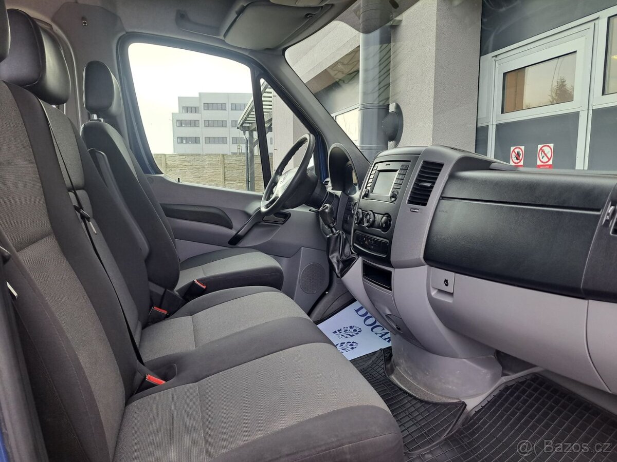 Volkswagen Crafter 2.0 TDI, 7 míst, možný odpočet DPH - 12