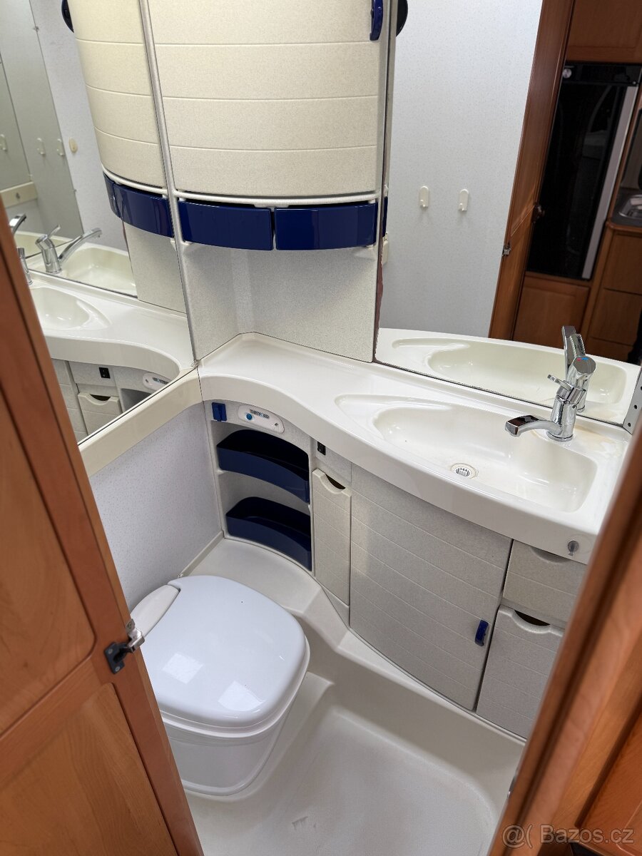 Hymer Eriba Nova 555A/MOVER TRUMA XT/DĚL.LŮŽKA/NOVÁ LEDNICE - 12