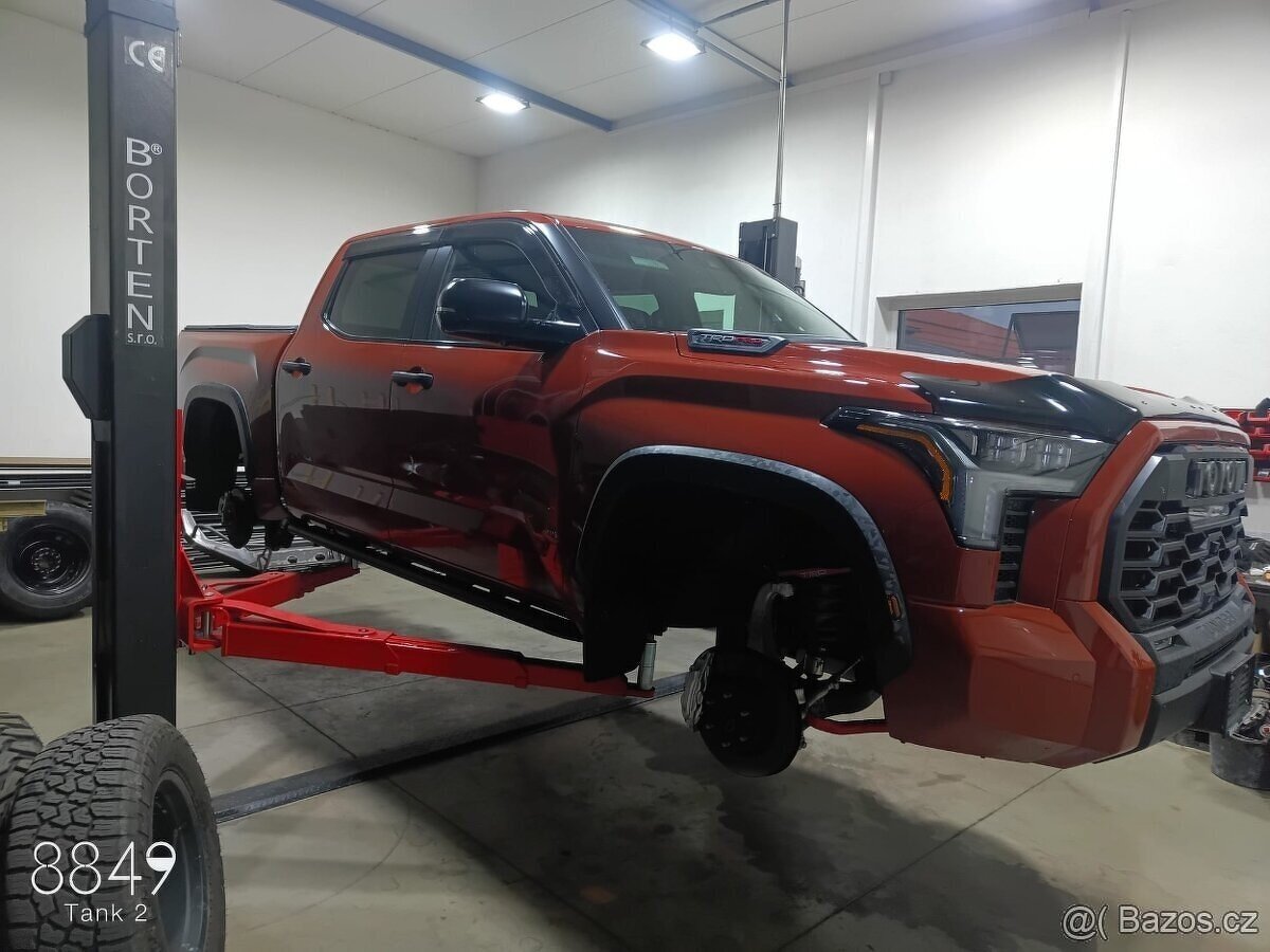 Dvousloupový zvedák BOR5000E 5000 KG NOVÝ NEPOUŽITÝ rv2025' - 12