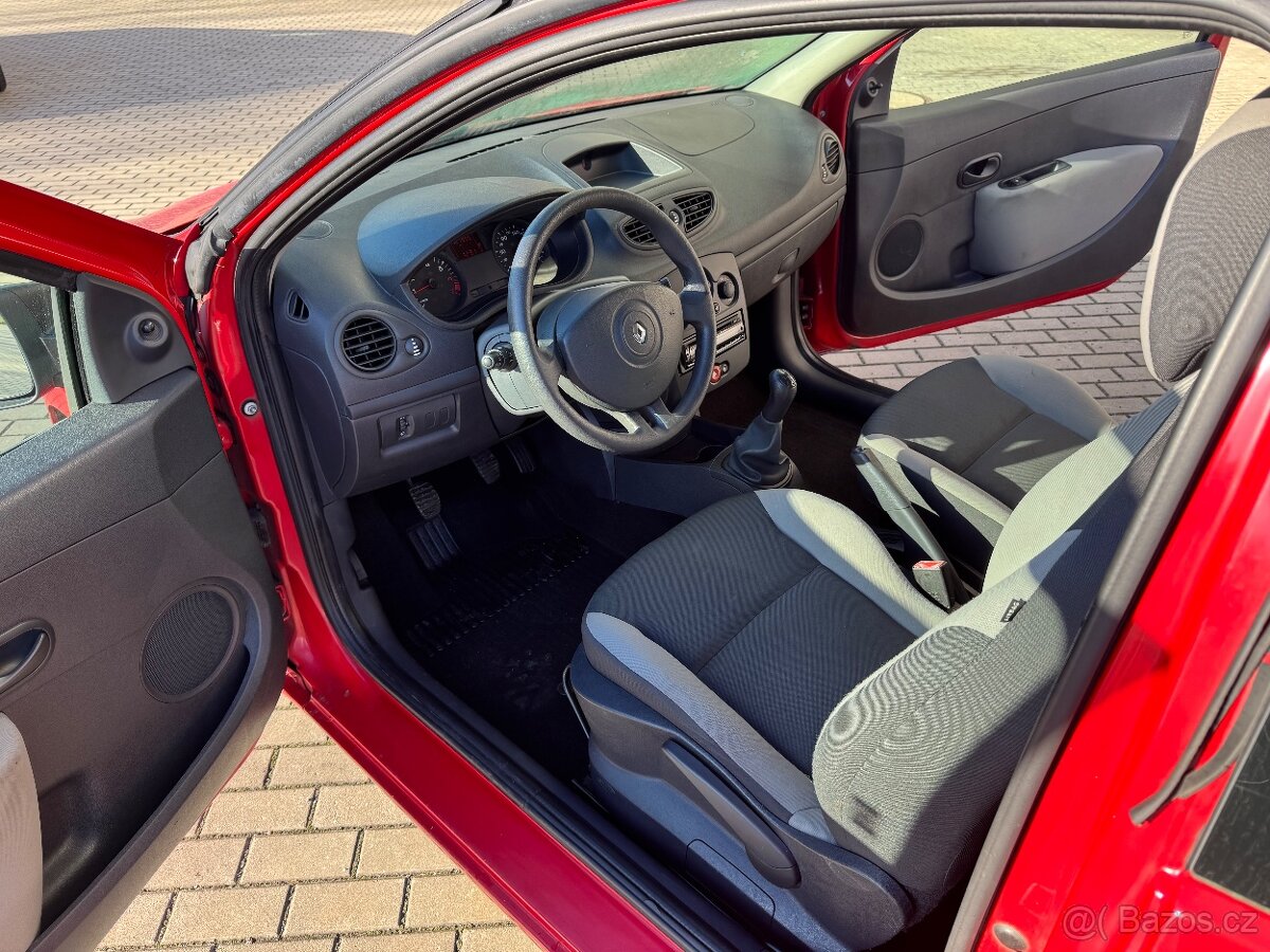Renault Clio, 1.2i 112tkm ČR Původ Nová STK L+Z kola - 12