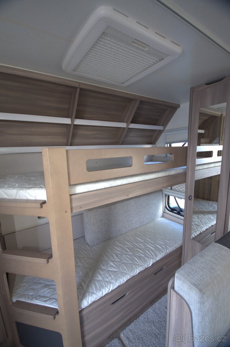 Hobby Excellent Edition 560 KMFe - 12