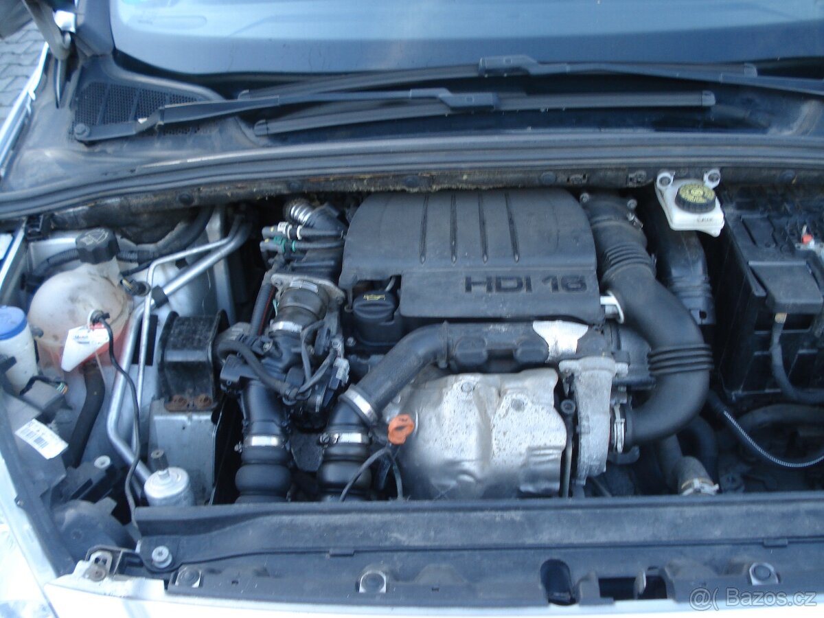 Peugeot 308 SW 1.6 HDI,NAVI,SERVISKA - 12