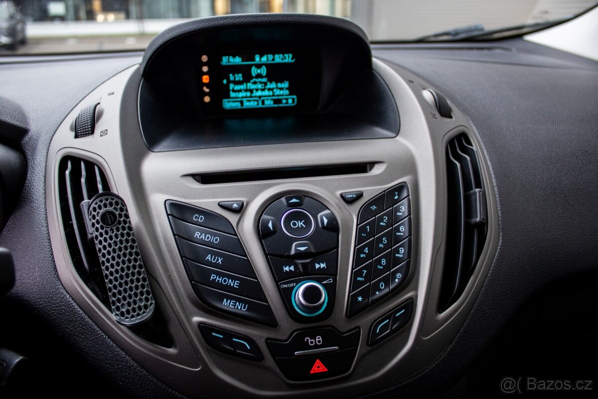 Ford Tourneo Courier s benzínovým motorem 1.0 EcoBoost - 12