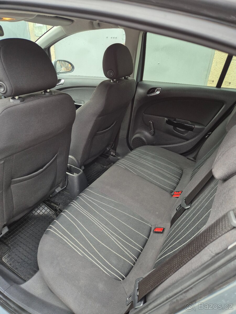 Opel Corsa 1.4 16v 74kw,103000km,Pěkný stav a výbava - 12