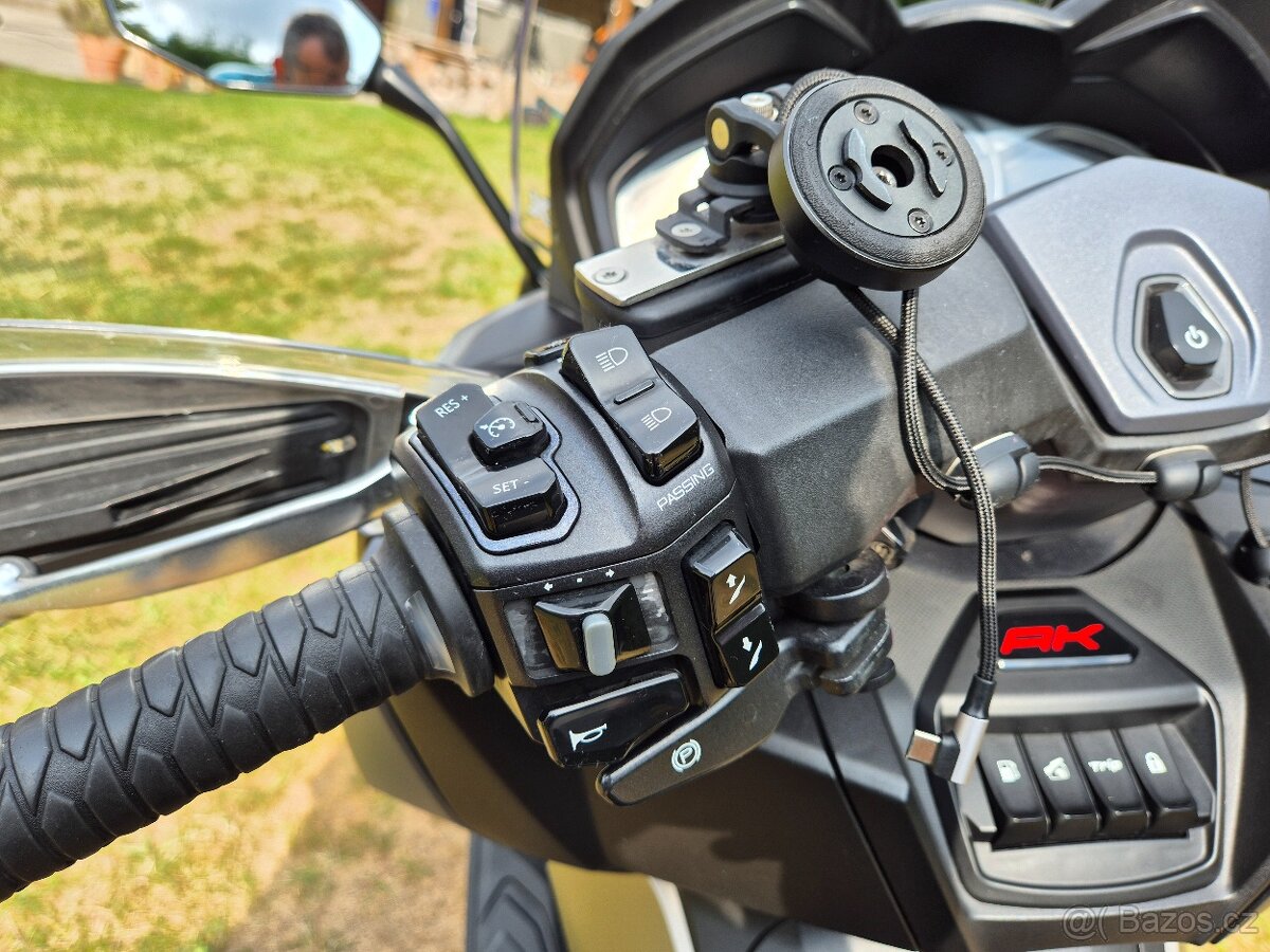 Kymco AK 550i Premium 2023 - 12