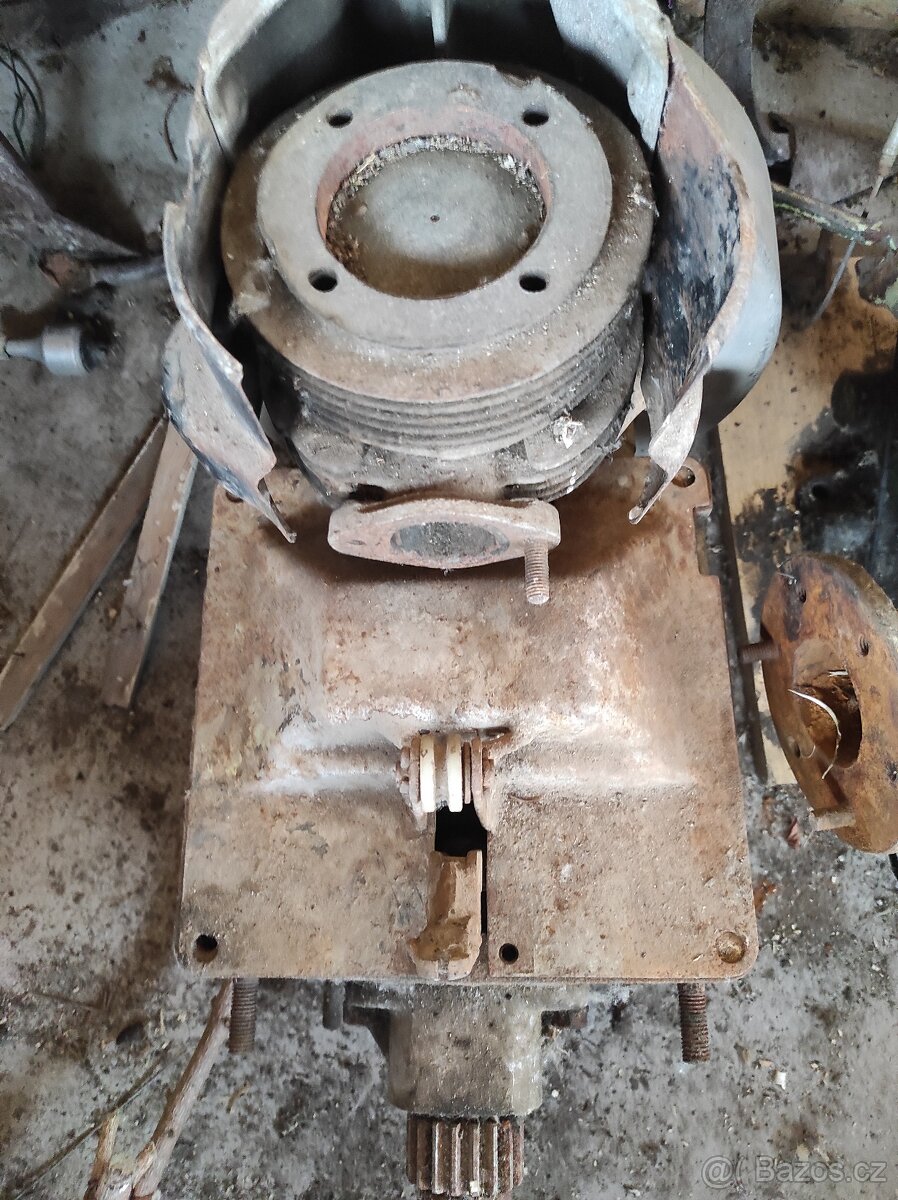 Dkw fréza,paroháč,dvojkolesovy trakror - 12