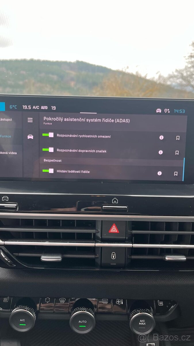 PRODÁM CITROËN EC4 ELEKTROMOBIL - 12