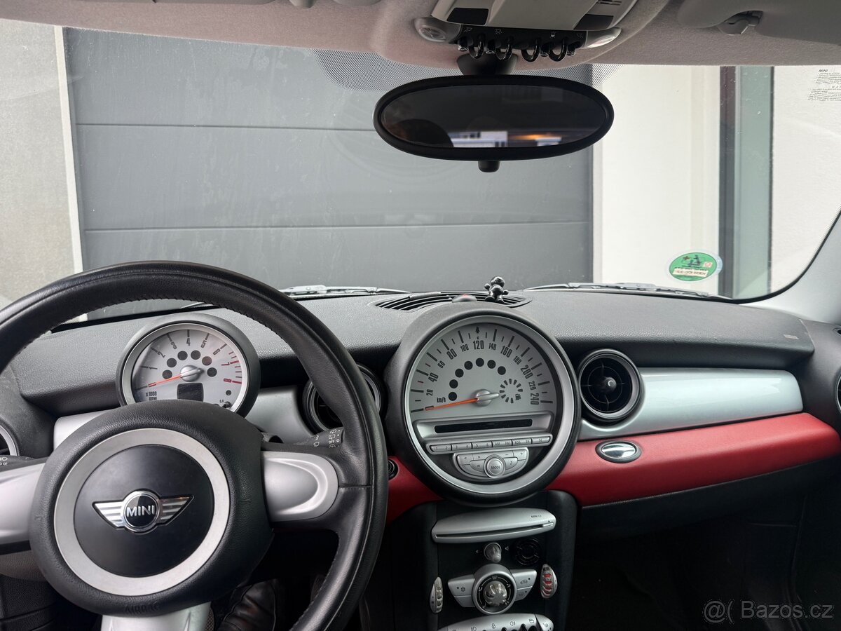MINI COOPER ONE - 12