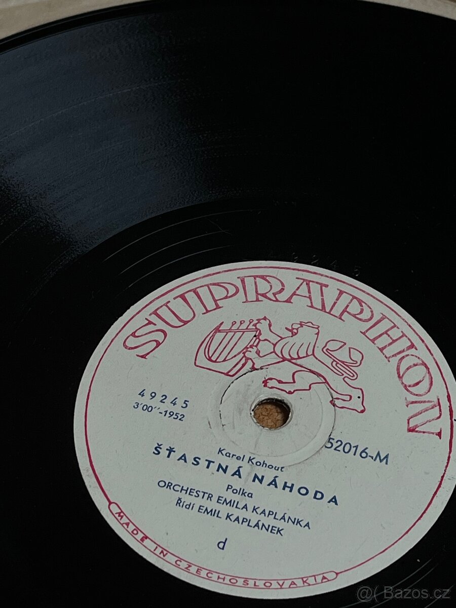 Skříňový gramofon s radiem - 12