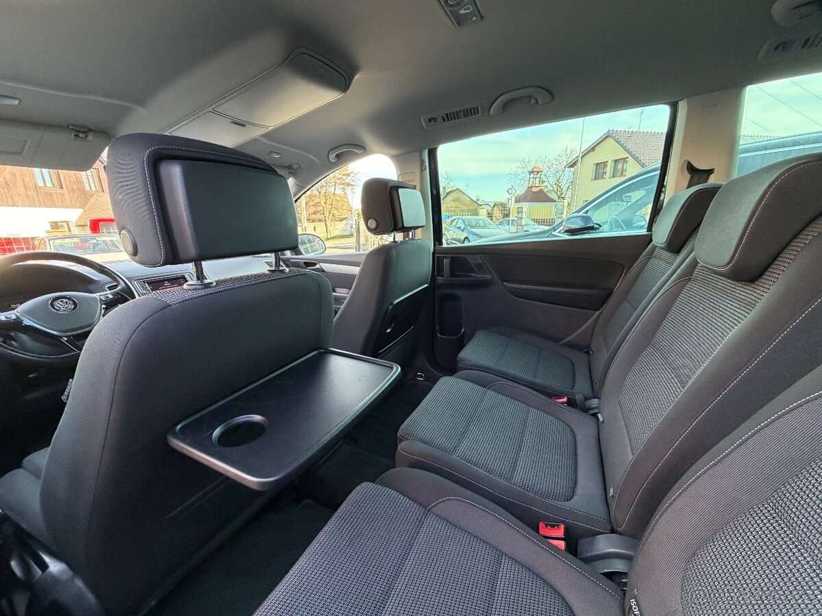 VW Sharan 2.0TDi (110kw) 2015 4motion 7 mist SUPER STAV - 12