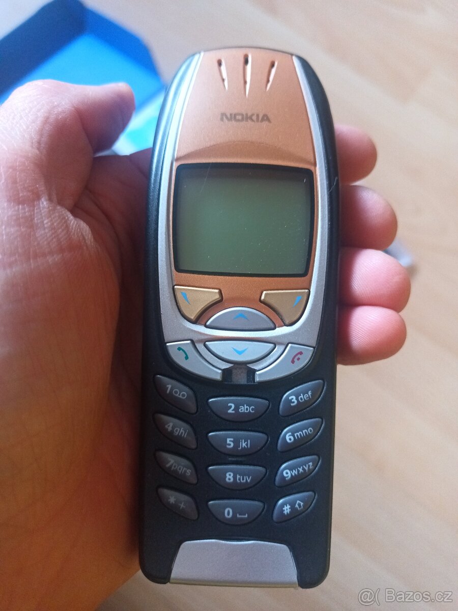 Nokia 6310i - 12