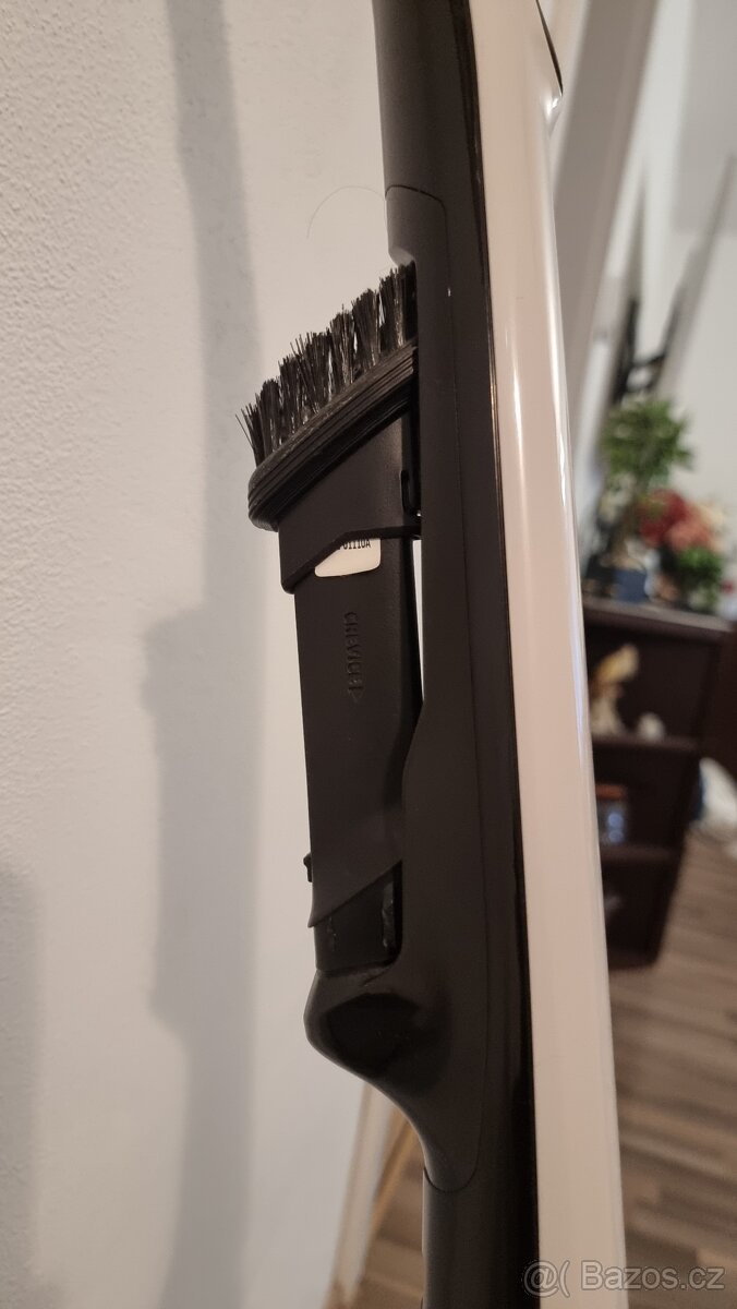 Aku tyčový vysavač Samsung - 12
