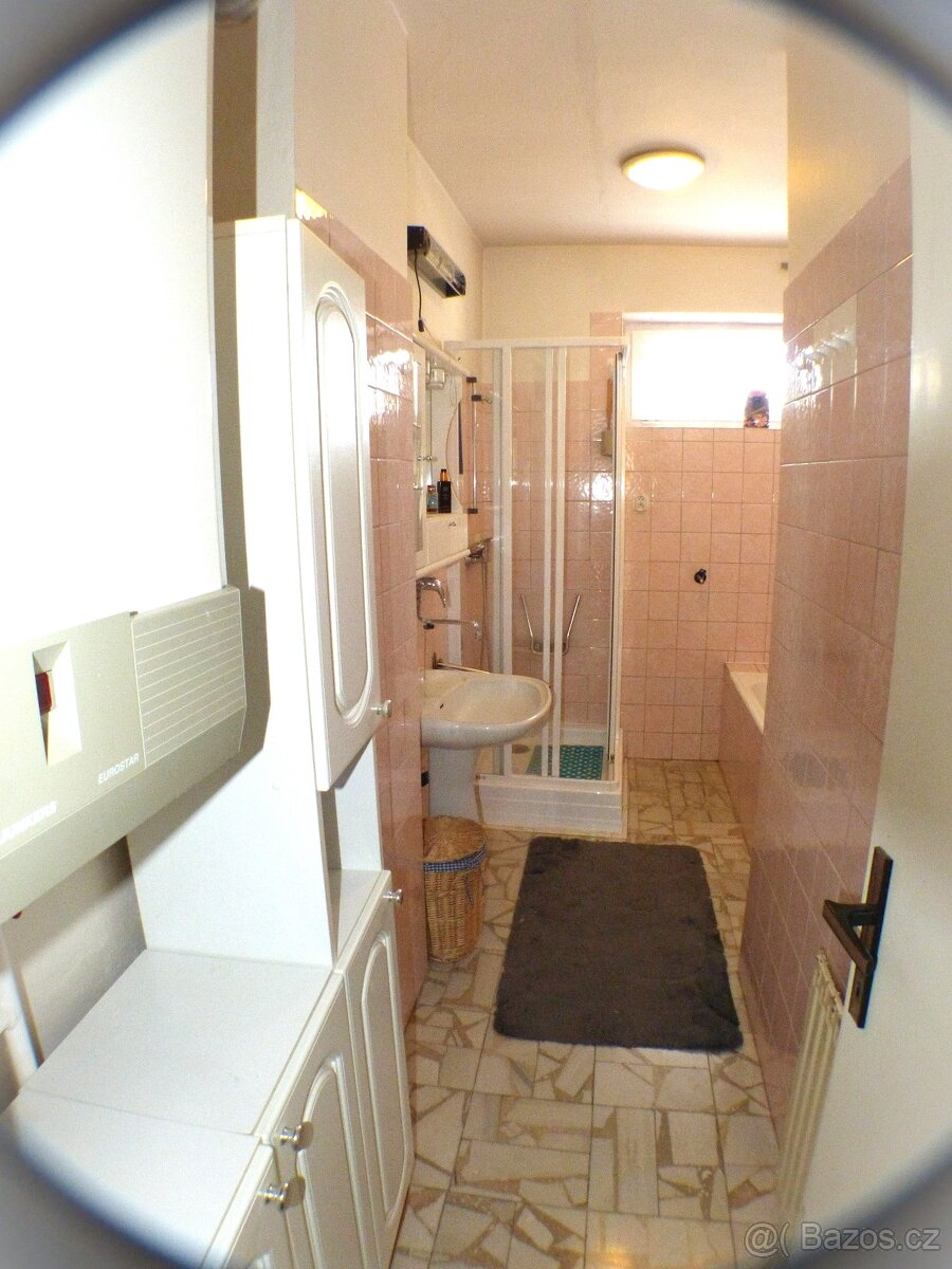 Cihlový byt 4+1 97 m2 s garáží i sklepem Olomouc - 12