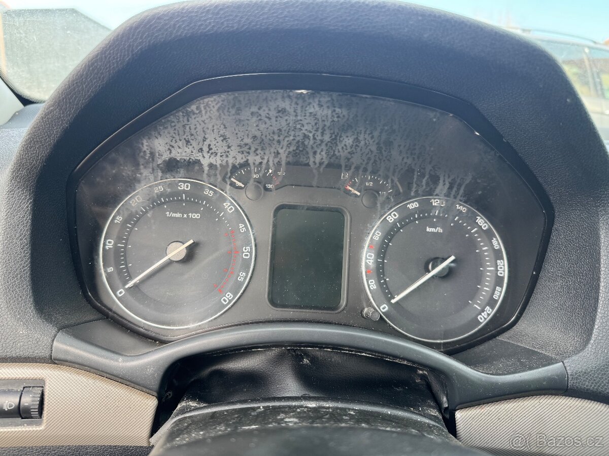 Škoda Octavie 2 - 12