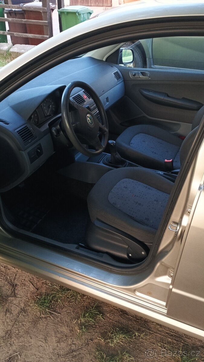 Fabia - 12