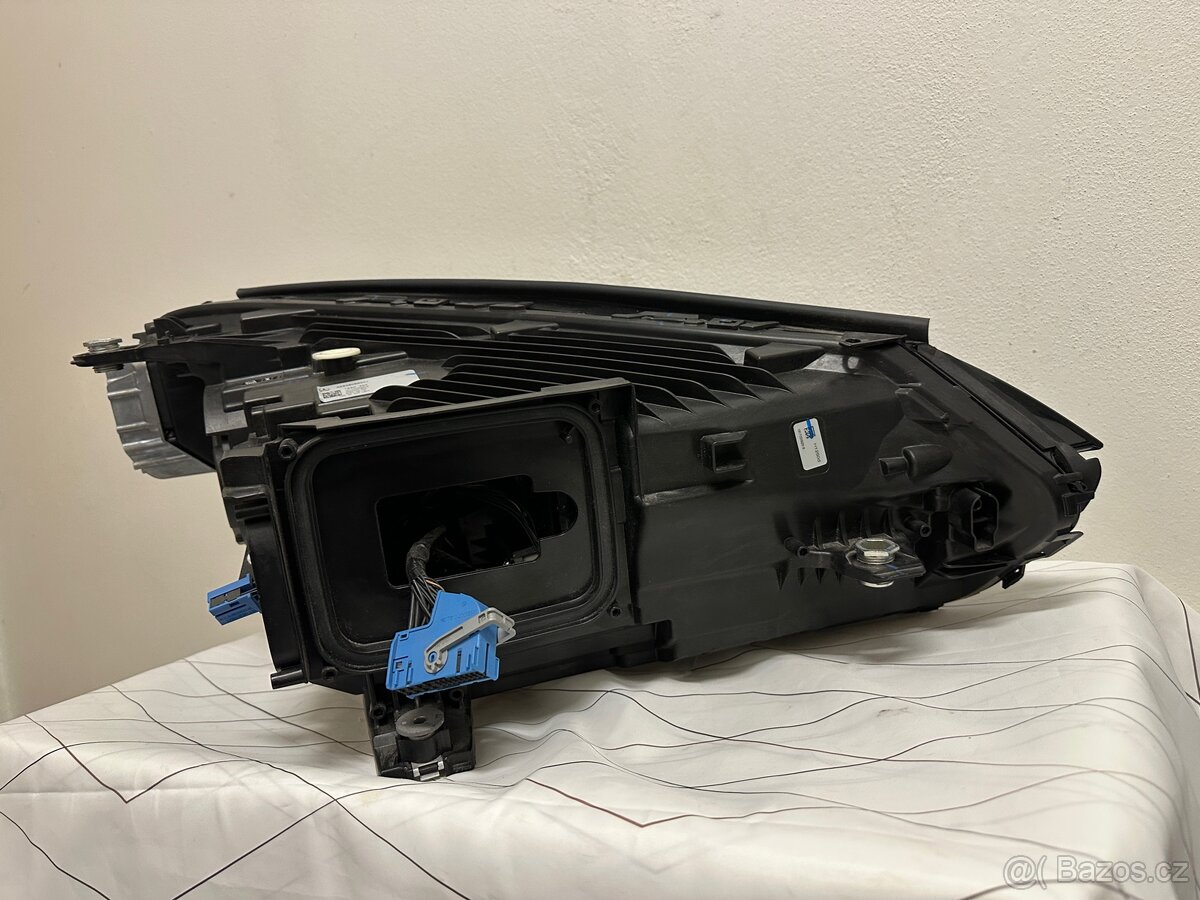MERCEDES EQE / EQS SUV X294 Digital light - 12
