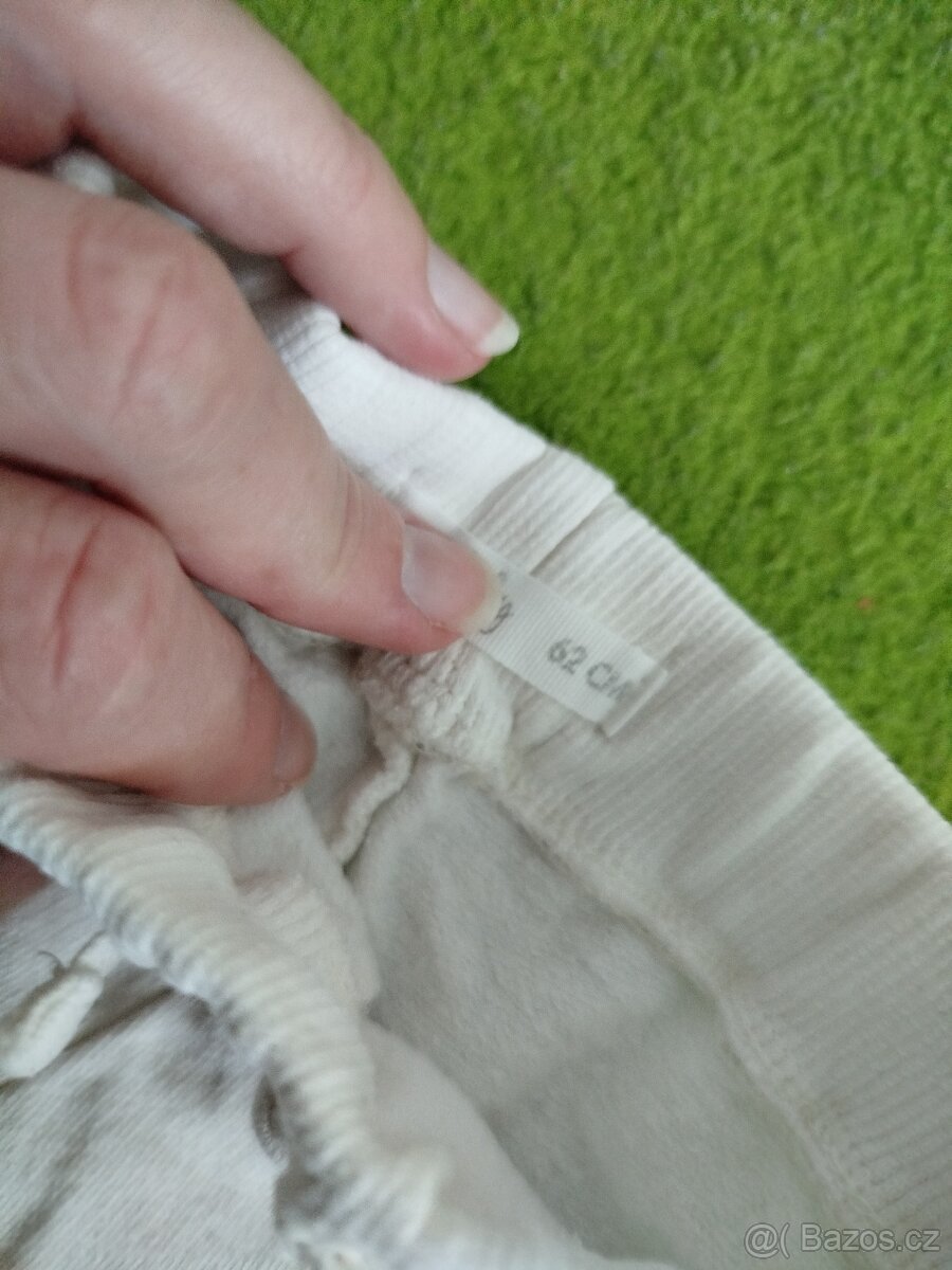 Velikost 56-62 holka - 12