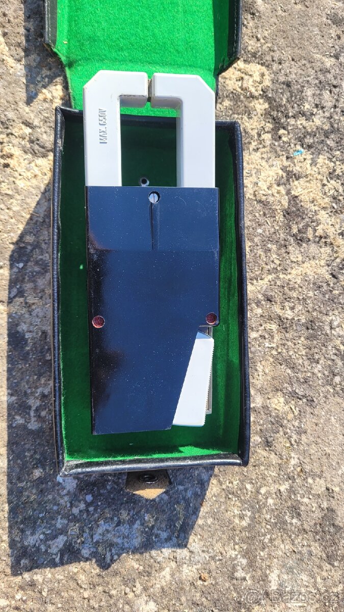 Garážový výprodej - 12