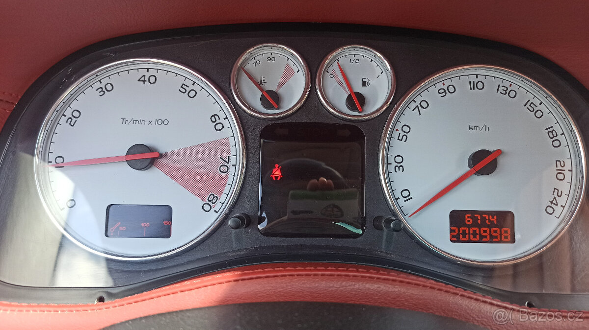 Peugeot 307cc 2.0 RFK benzín + LPG - 12