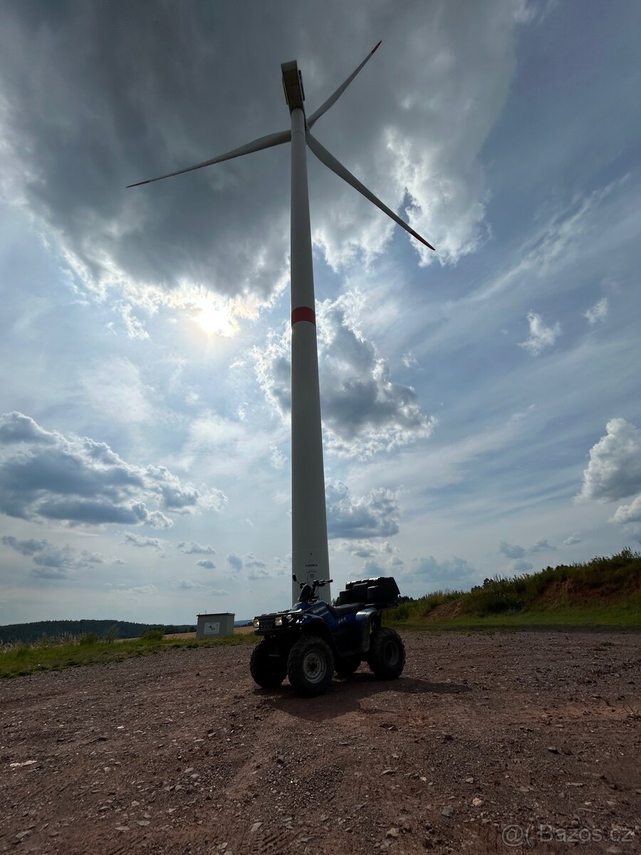 Polaris Magnum 325 4x4 - 12