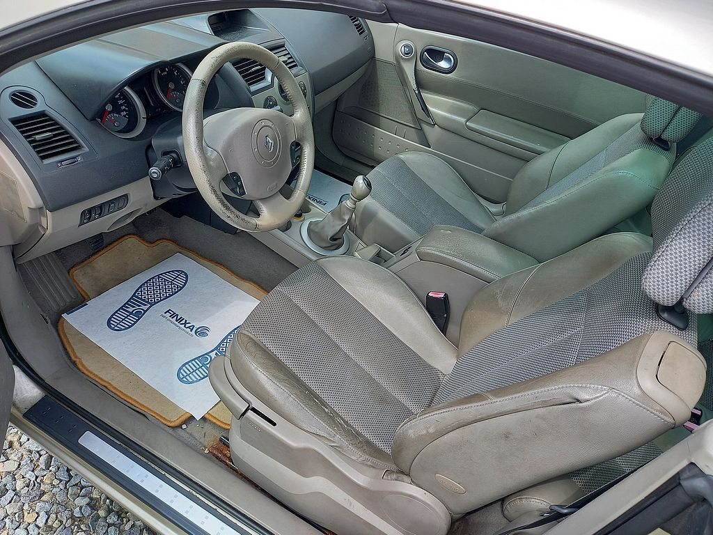 Renault Mégane 2.0i klima+alu.kola - 12