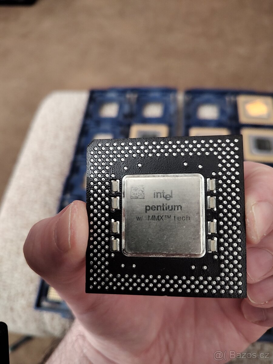 Sbírka starých procesoru 30 kusů - 12